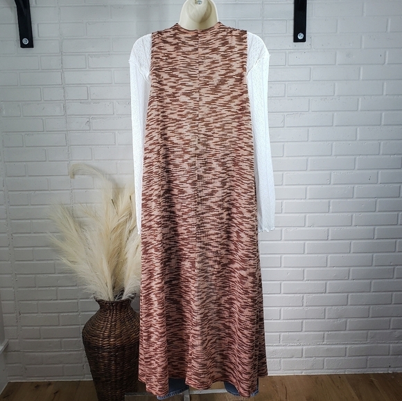 CL🚨 LuLaRoe Marled Cardigan Duster Vest size Medium Brown Cream Gray - Picture 6 of 9